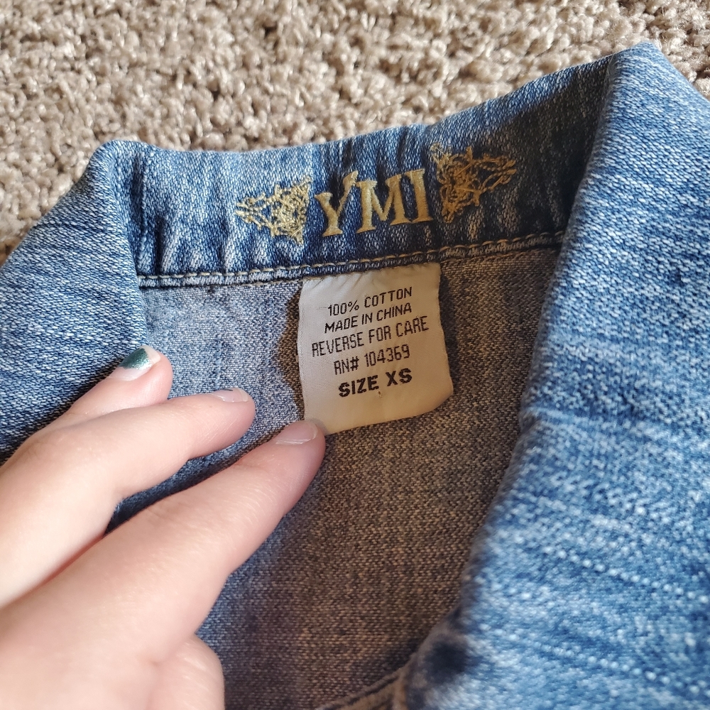 Jean jacket - Picture 2 of 3